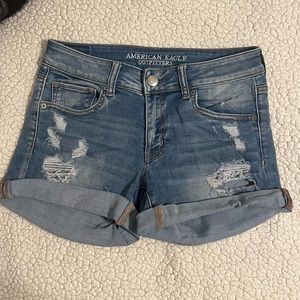 Midi American Eagle Light Wash Jean Shorts